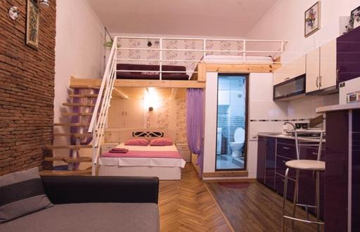 Comfortable Flat in Central Tbilisi room 5